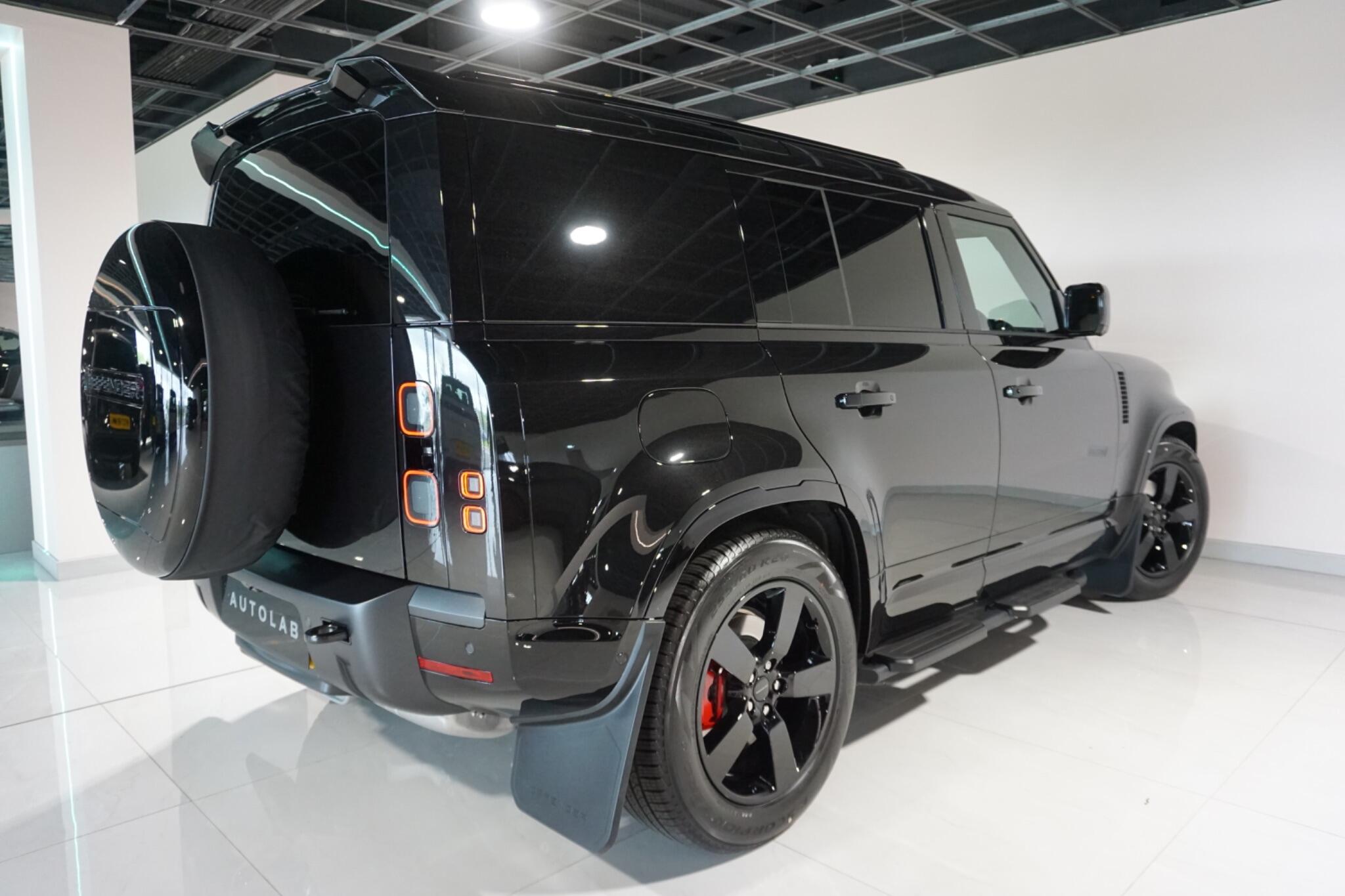Land Rover Defender 110 3.0 D350 MHEV X-Dynamic HSE Hard Top SUV 5dr Diesel Auto 4WD MWB Euro 6 (s/s) (350 ps)